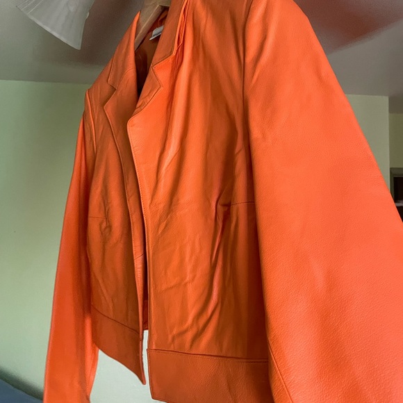 Newport News Women’s Moto Leather Jacket - Picture 3 of 13